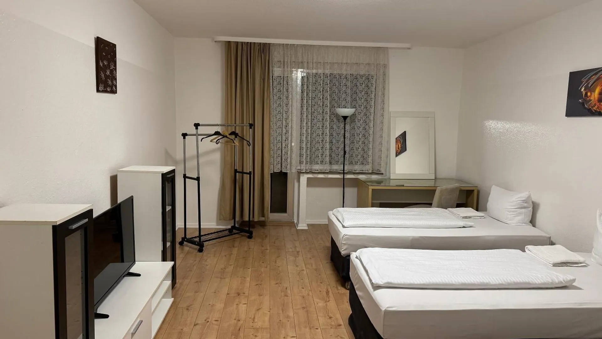 Avi City Apartments Bismarckhouse Дюссельдорф 0*,  Германия