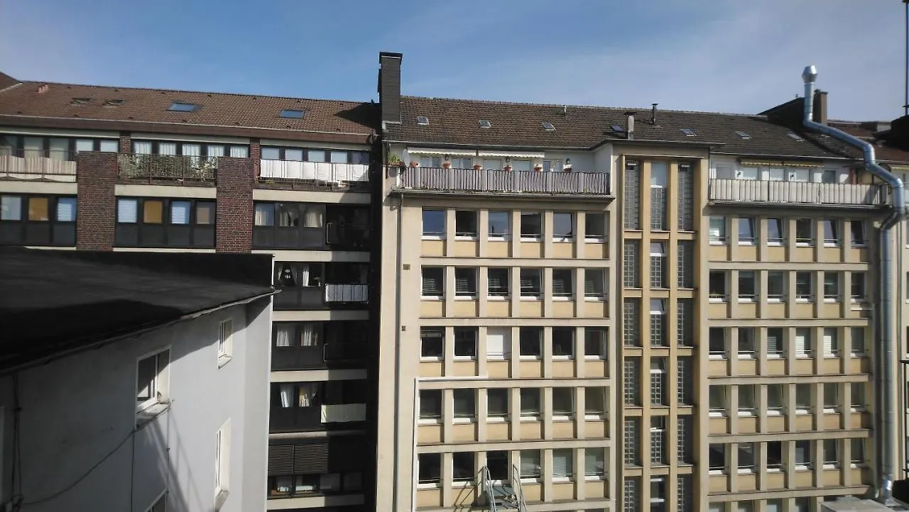 Avi City Apartments Bismarckhouse Дюссельдорф